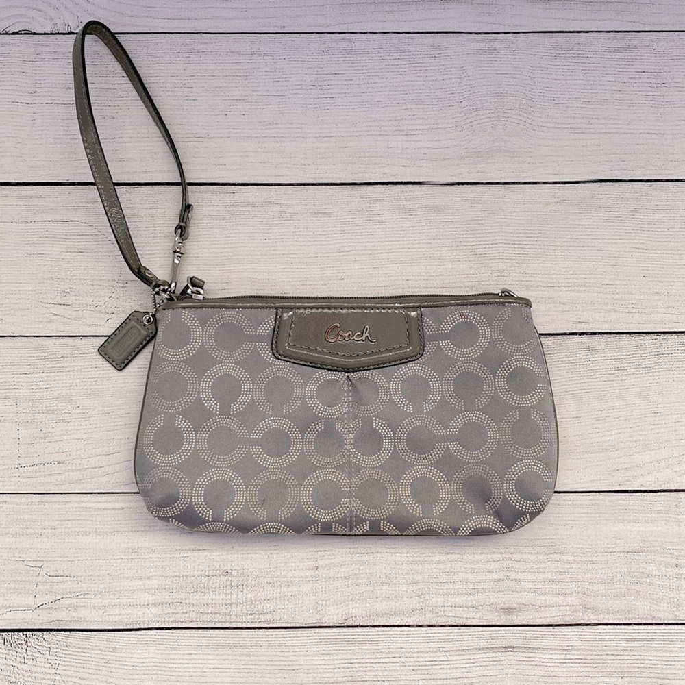 Authentic Coach Wristlet! - Picture 2 of 9